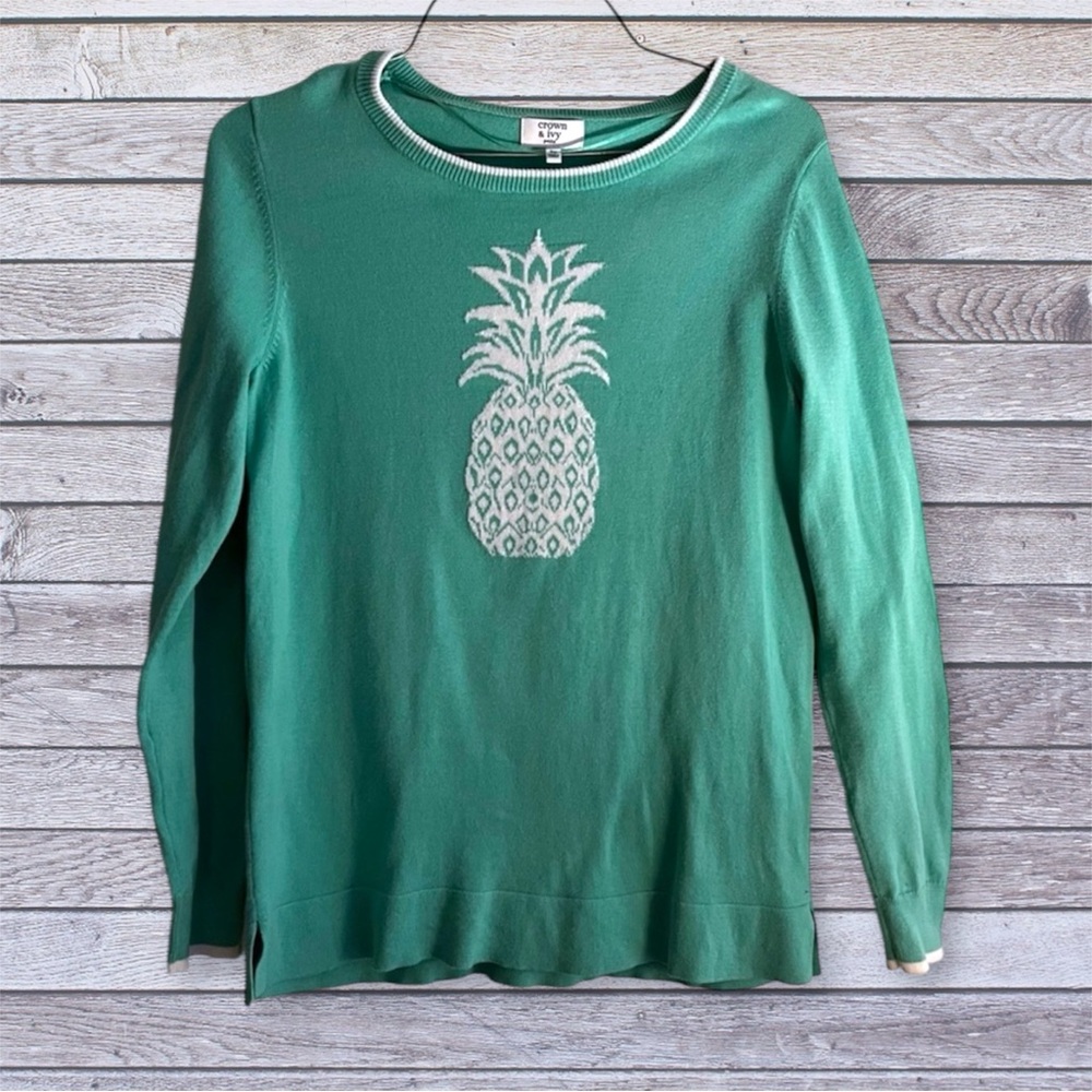 Crown & Ivy Pineapple Sweater petite small